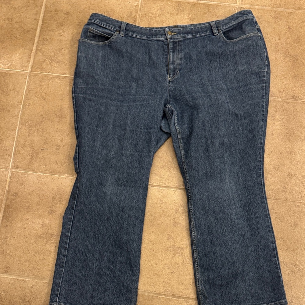 Liz Claiborne Women's Straight Leg Blue Jeans